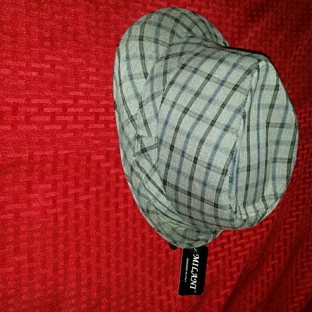 Fedora - Picture 2 of 4